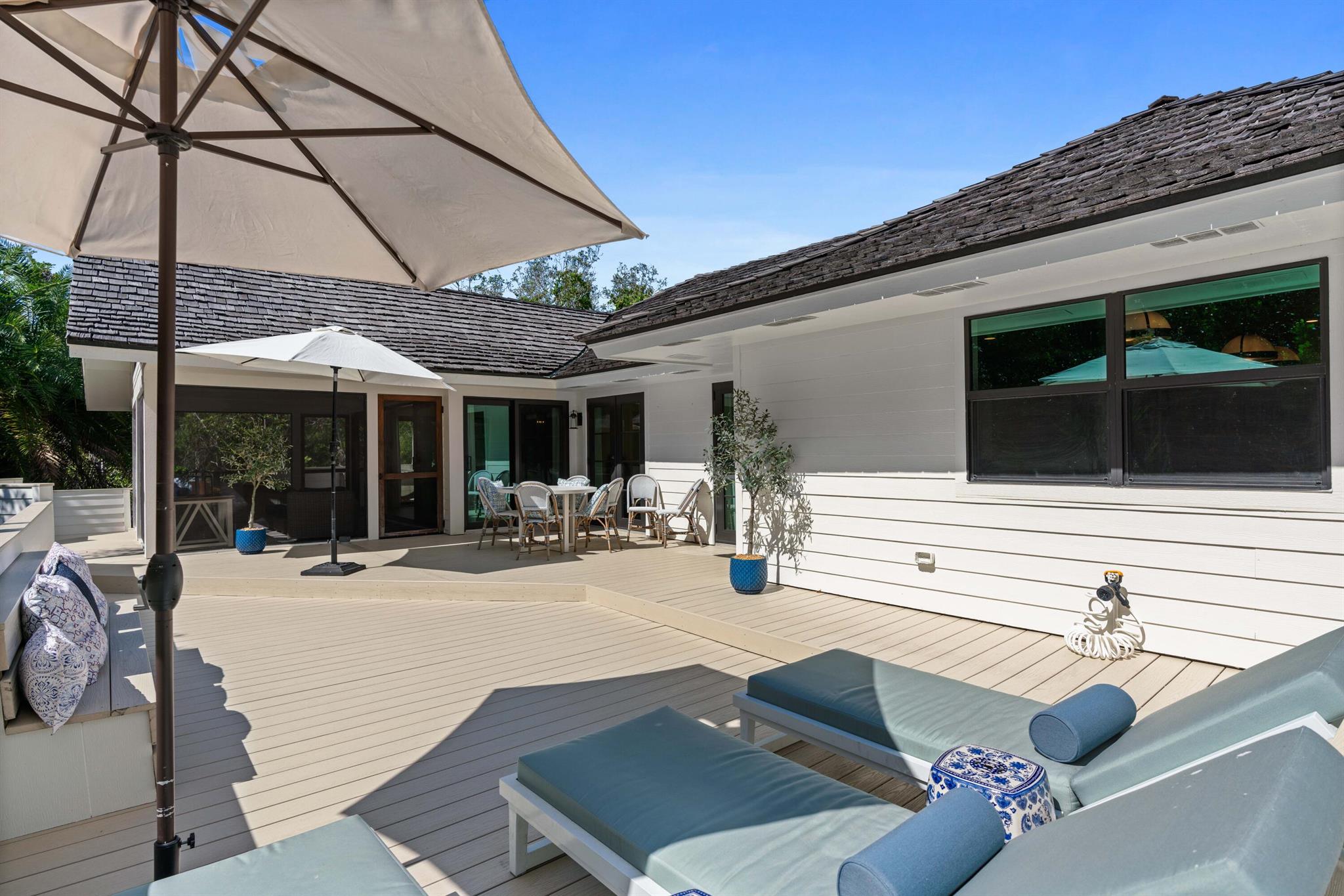 LOBLOLLY BAY - Residential