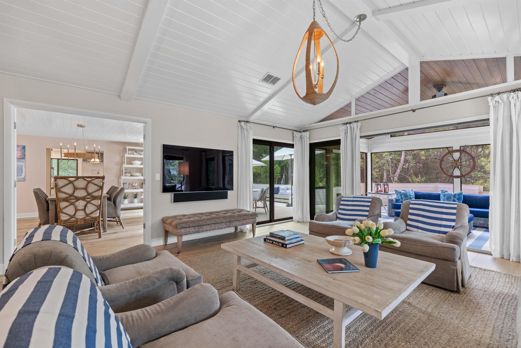 LOBLOLLY BAY - Residential