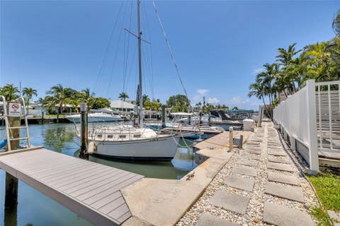 Tiny photo for 1535 SE 15TH Street #305, Fort Lauderdale, FL 33316 (MLS # B26054929)