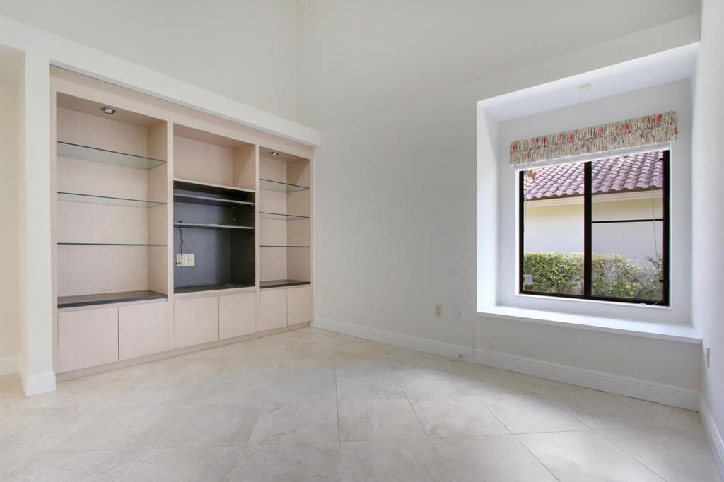 SARATOGA POINTE - Residential