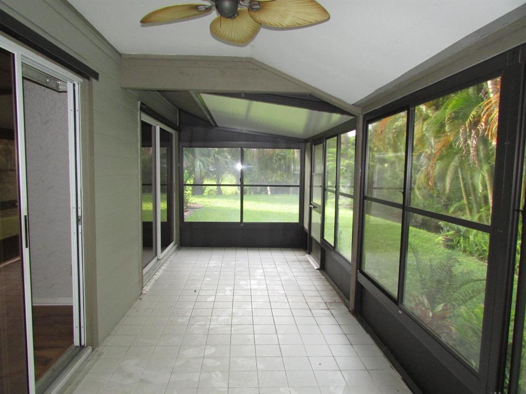 HOLLY CREEK - Residential