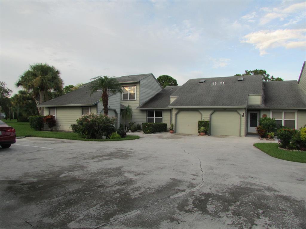 HOLLY CREEK - Residential