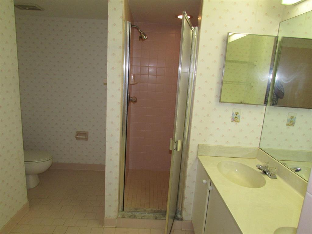 HOLLY CREEK - Residential