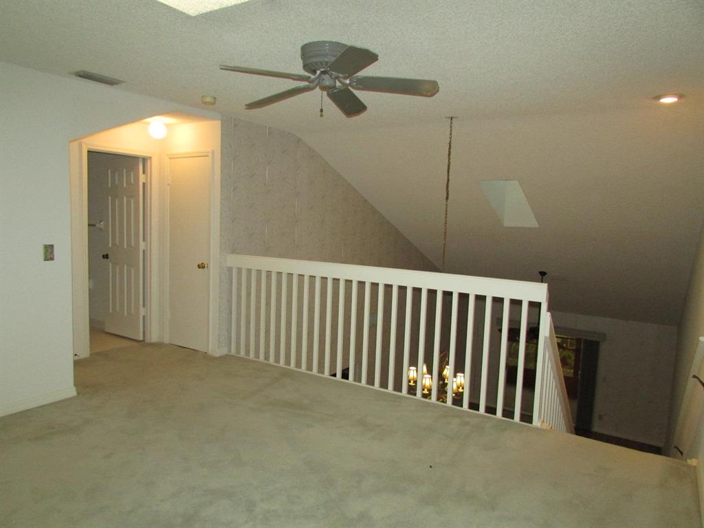 HOLLY CREEK - Residential