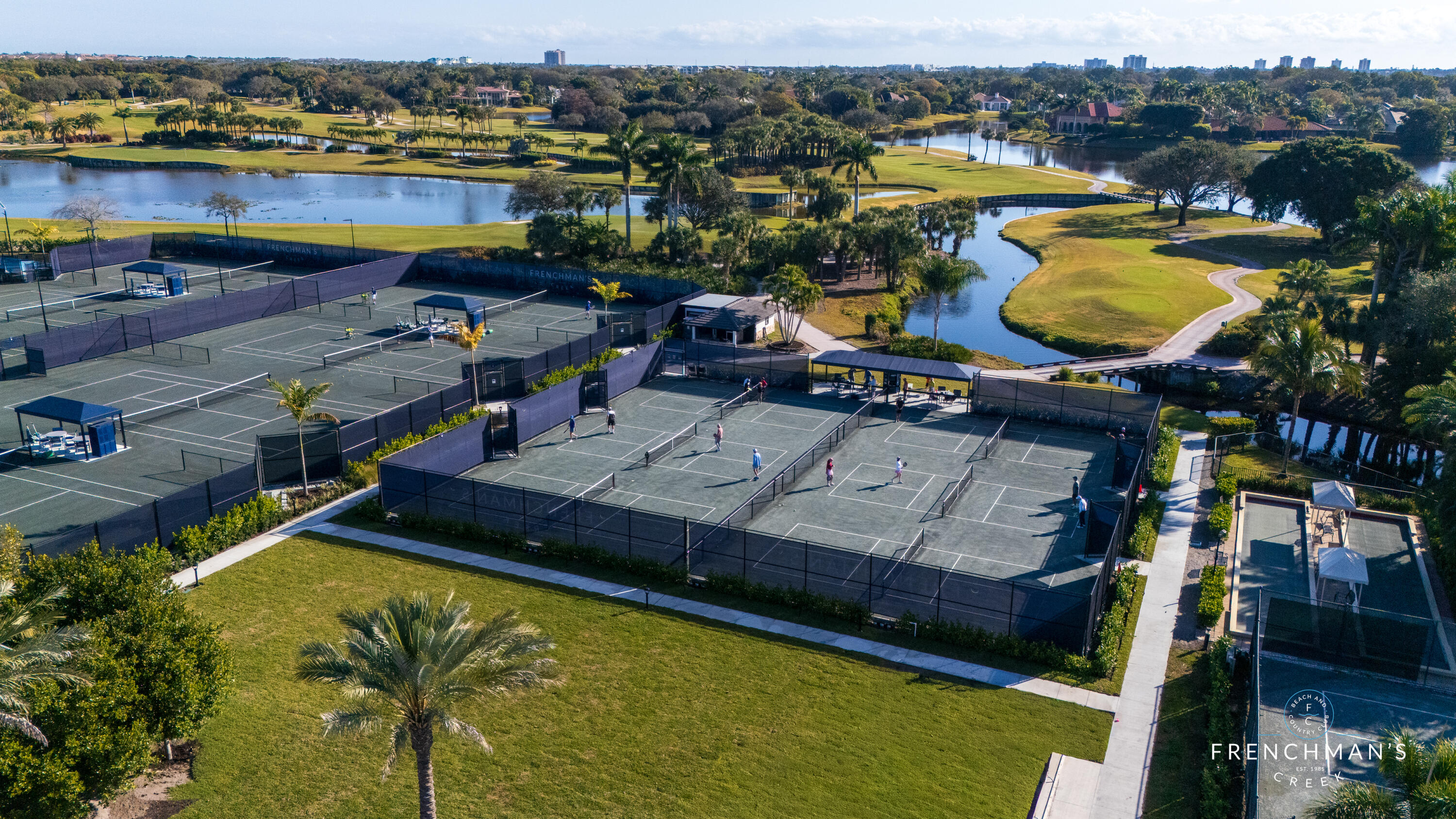 FRENCHMANS CREEK - Residential