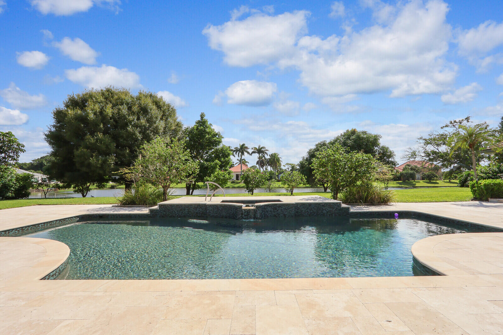 FRENCHMANS CREEK - Residential