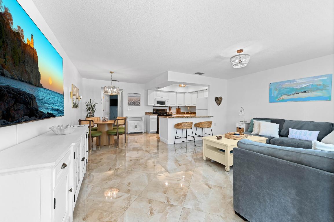 2600 S Kanner Highway F9