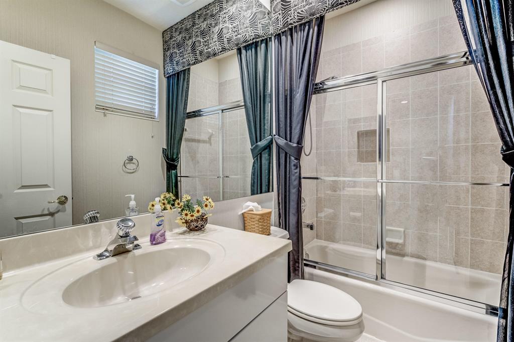 BALLENISLES - Residential