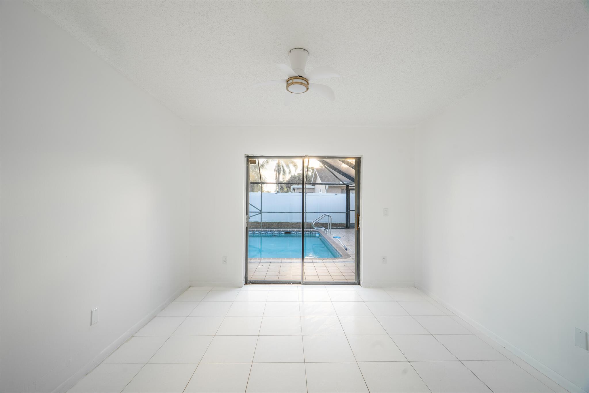 SANDALFOOT ESTATES EAST - Residential Lease