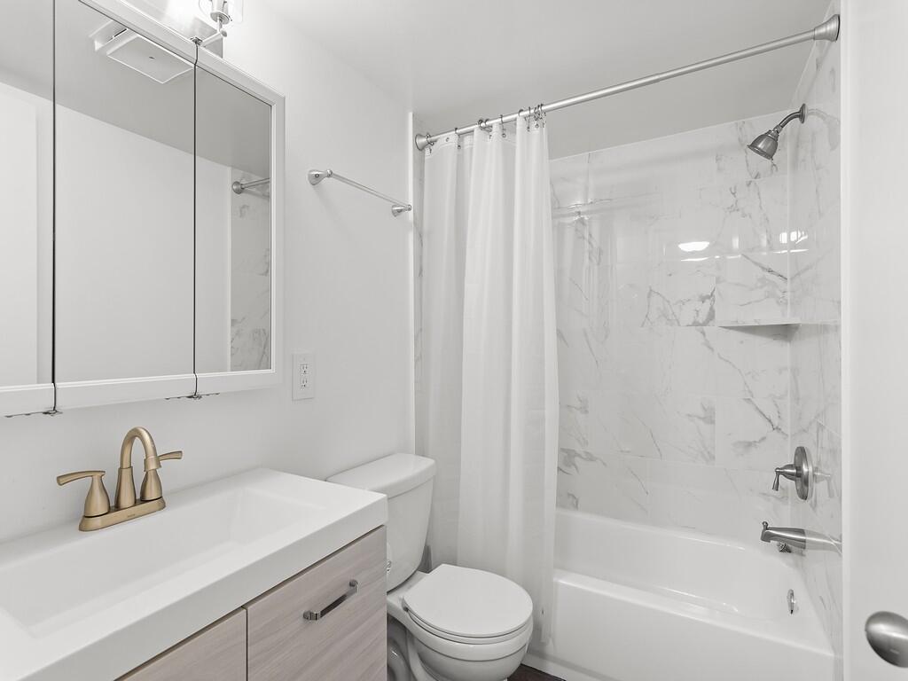 TROPIC GROVES CONDO - Residential