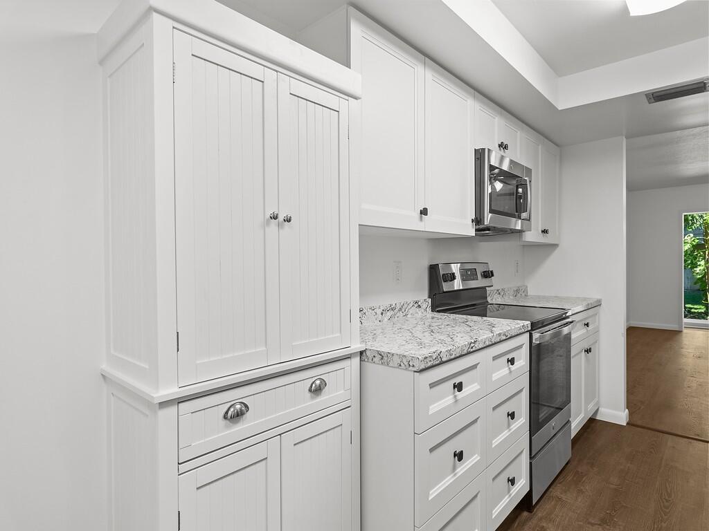 TROPIC GROVES CONDO - Residential