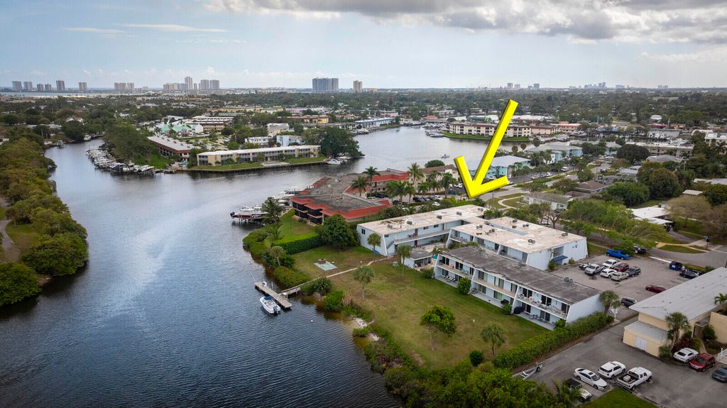 Photo of 725 Hummingbird Way #106, North Palm Beach, FL 33408 (MLS # R11160352)