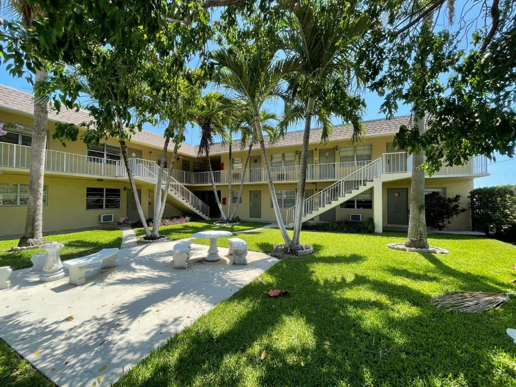 FALCON APTS CONDO - Residential Lease