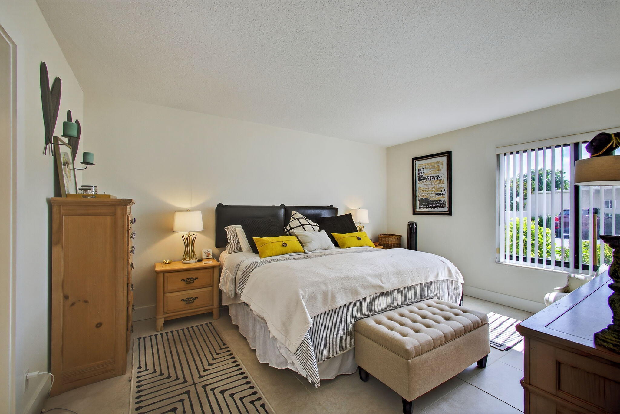 BOUNDBROOK CONDO S - Residential