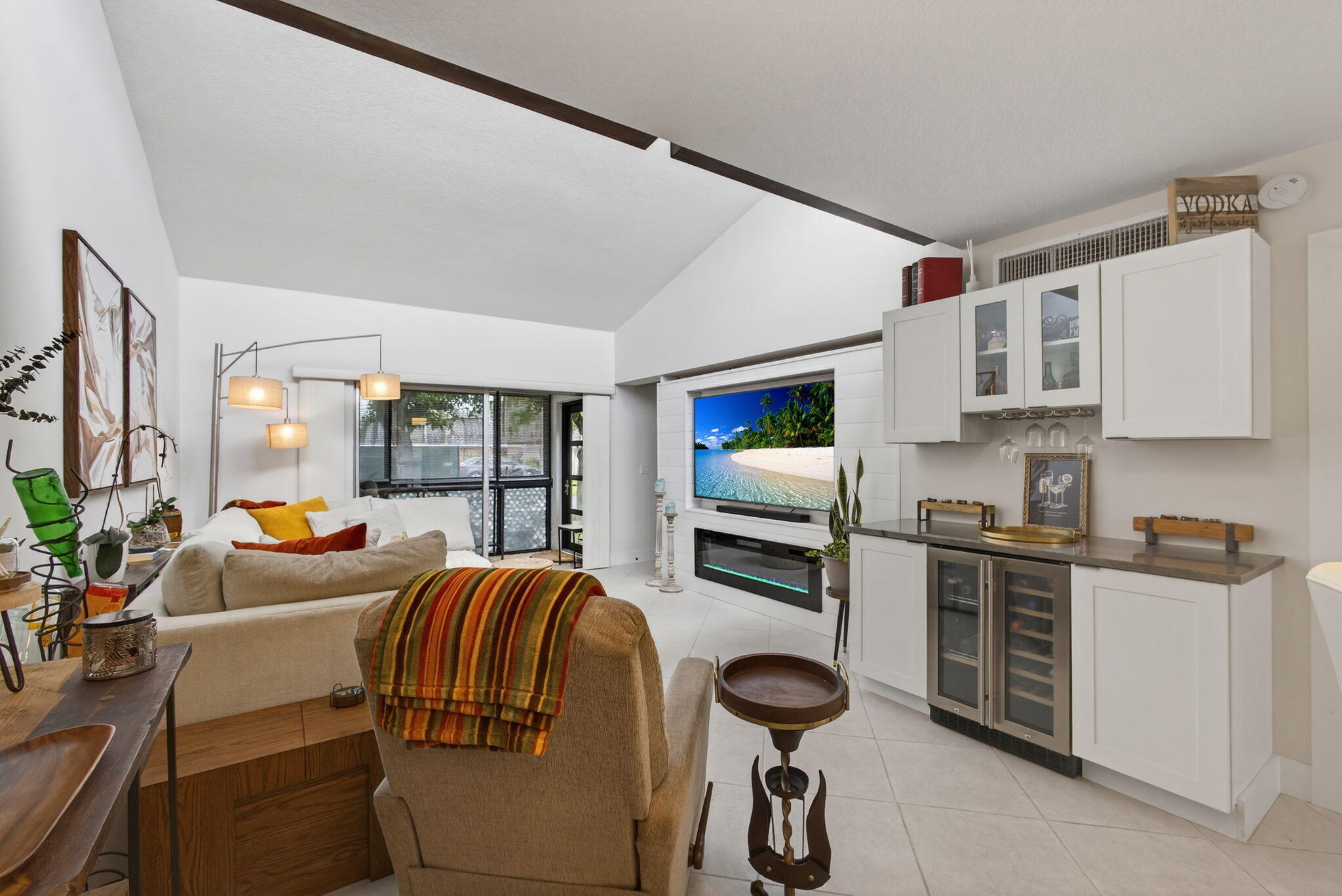 BOUNDBROOK CONDO S - Residential