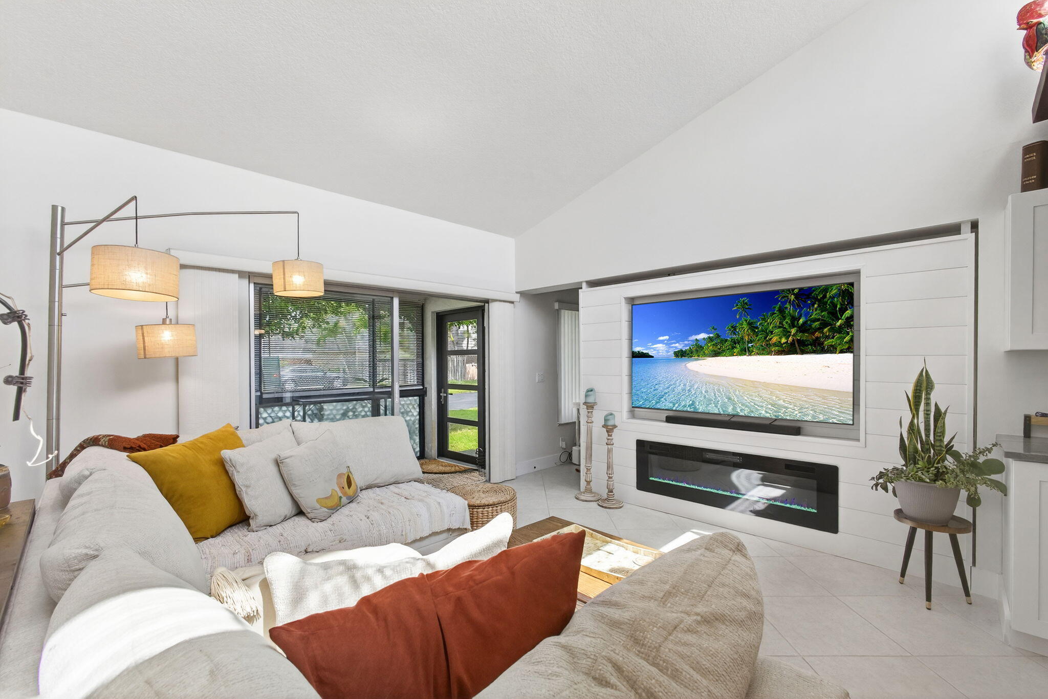 BOUNDBROOK CONDO S - Residential