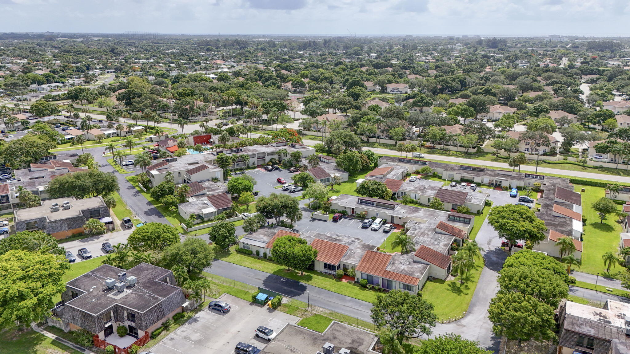 BOUNDBROOK CONDO S - Residential