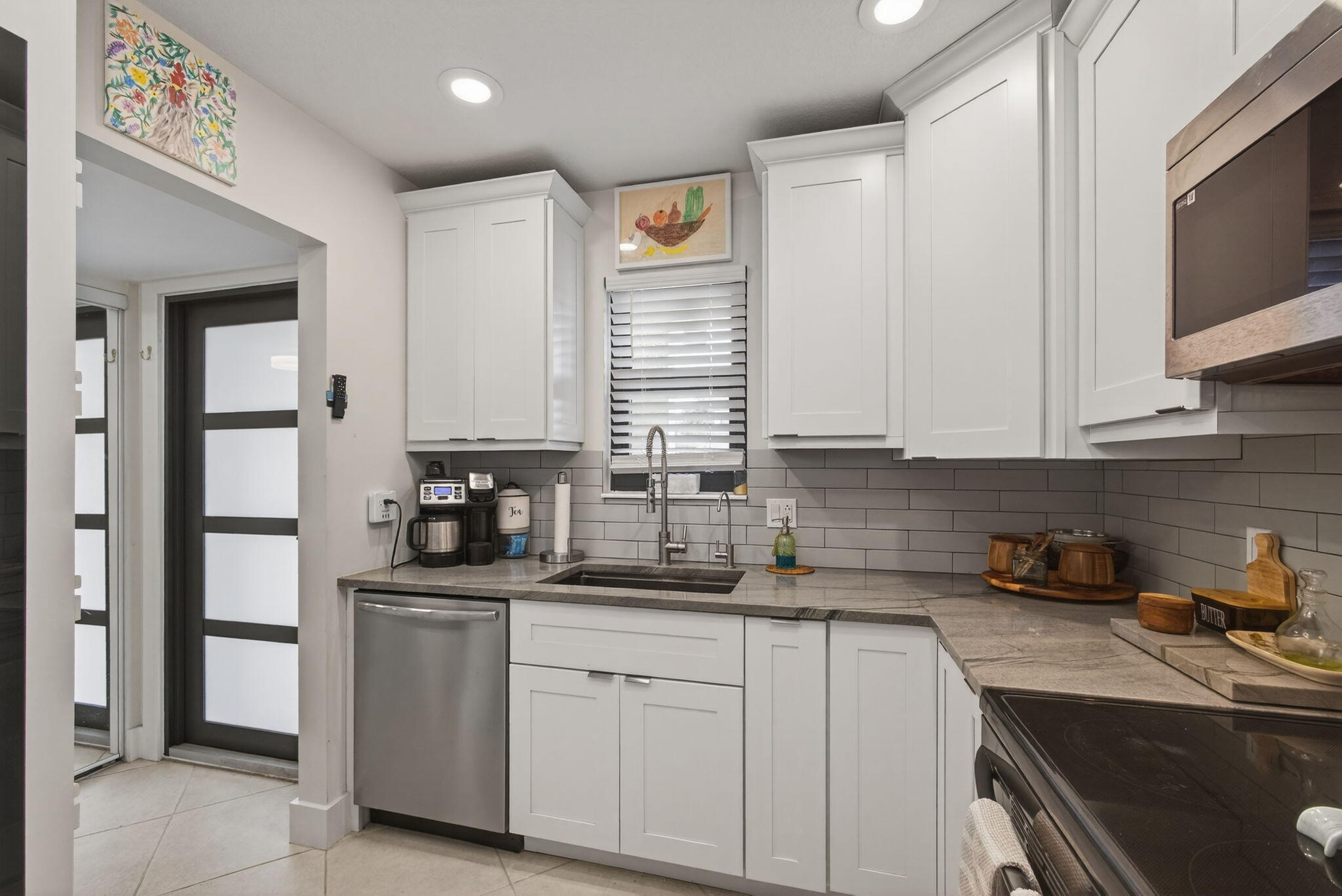 BOUNDBROOK CONDO S - Residential