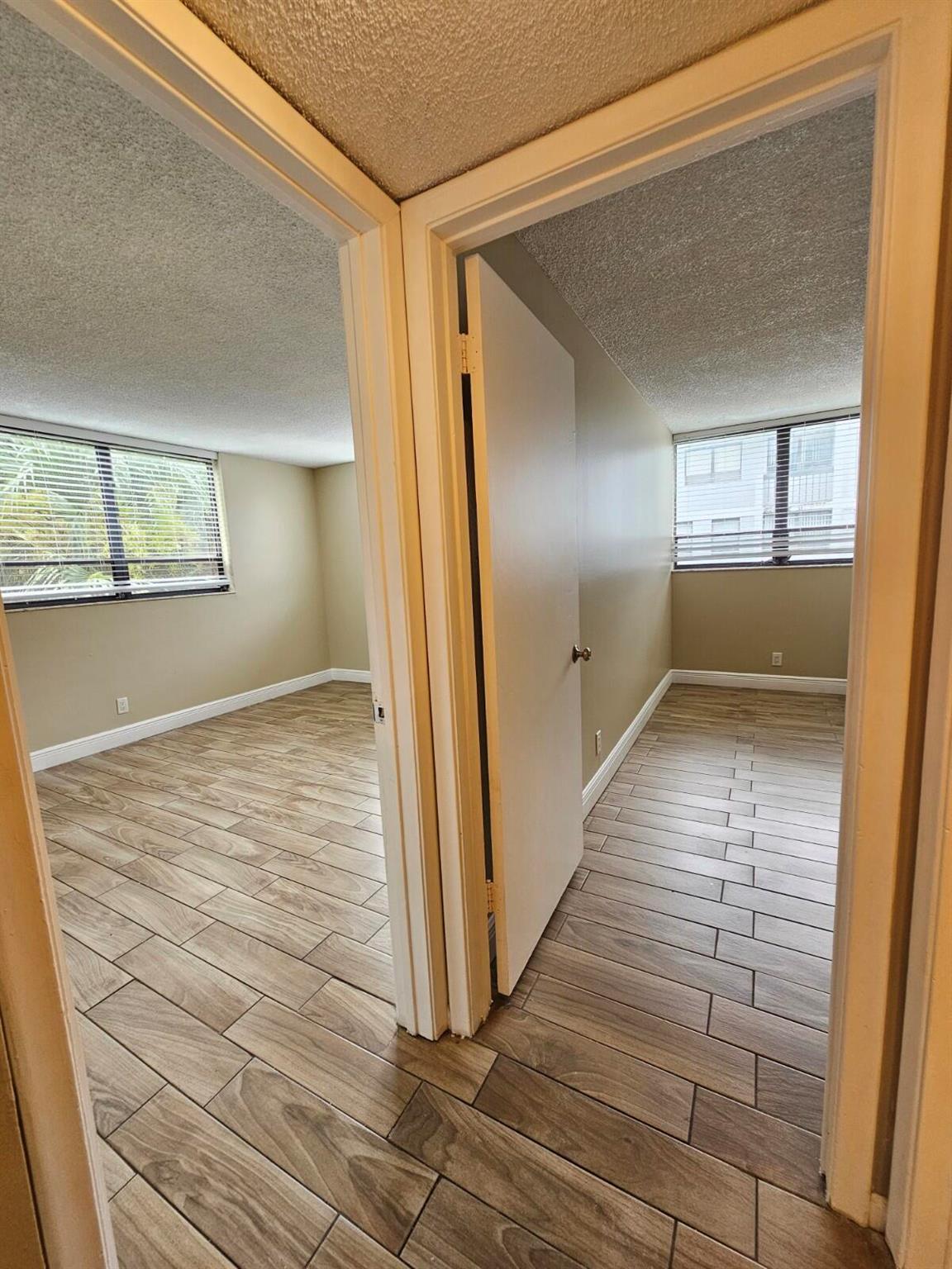 PRESIDENTIAL GOLFVIEW CON - Residential Lease