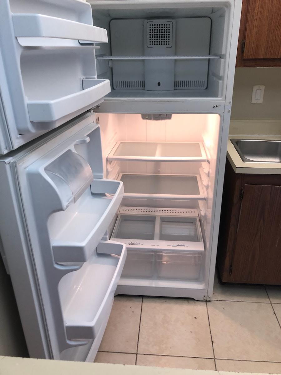 PRESIDENTIAL GOLFVIEW CON - Residential Lease