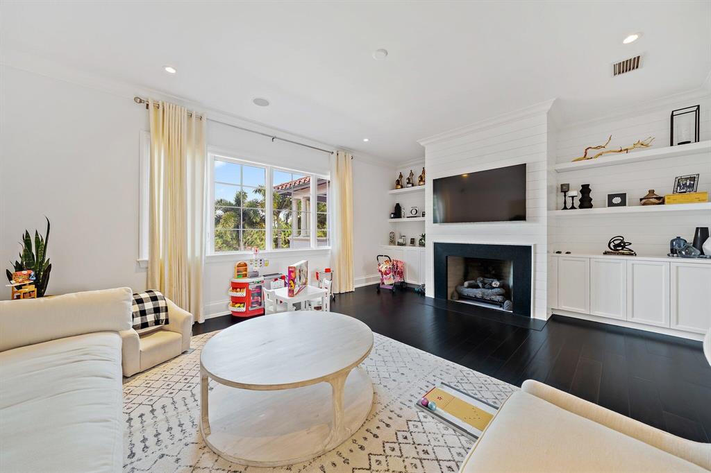 RITZ CARLTON GOLF CLUB & SPA POD B - Residential