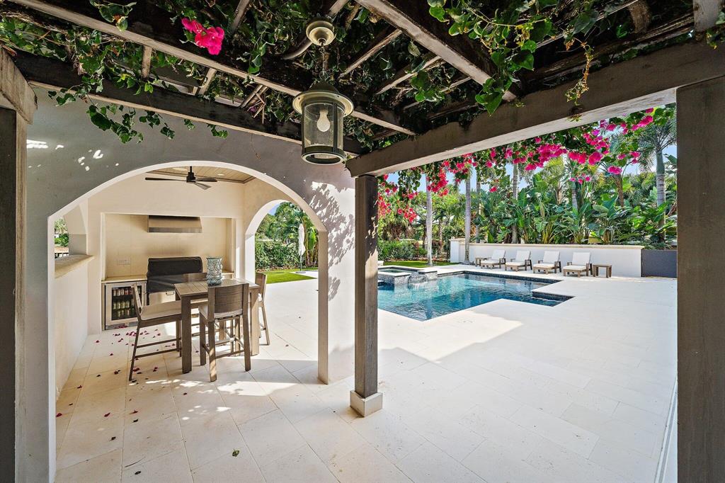 RITZ CARLTON GOLF CLUB & SPA POD B - Residential