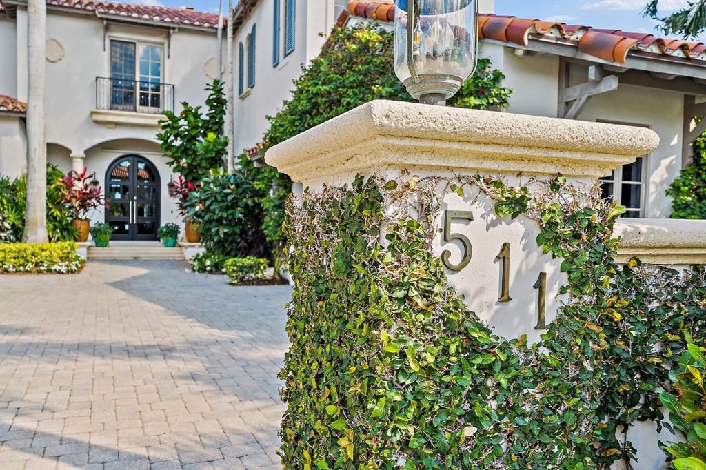 Photo of 511 Bald Eagle Drive, Jupiter, FL 33477 (MLS # R10780411)