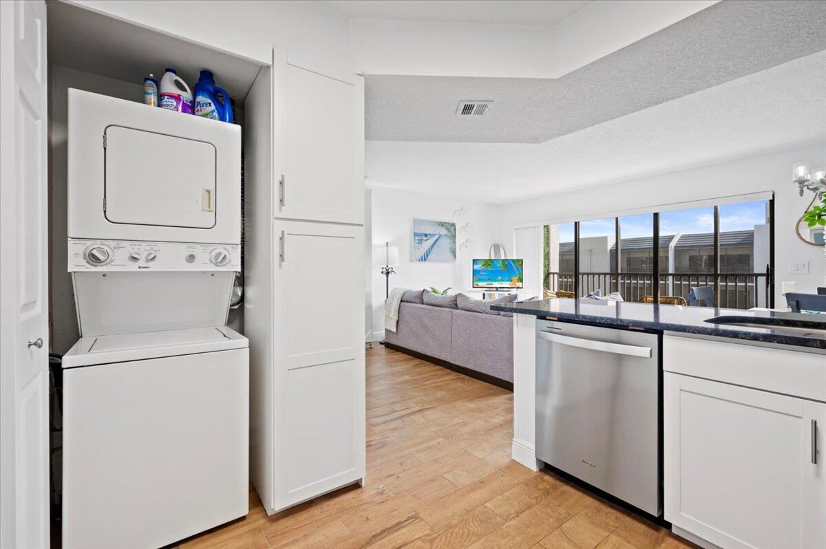 SEA RISE CONDO - Residential Lease