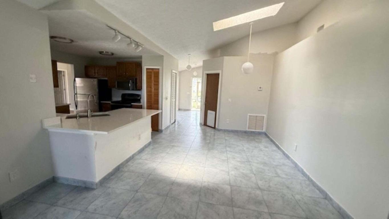 PORT ST LUCIE SECTION 33 - Residential