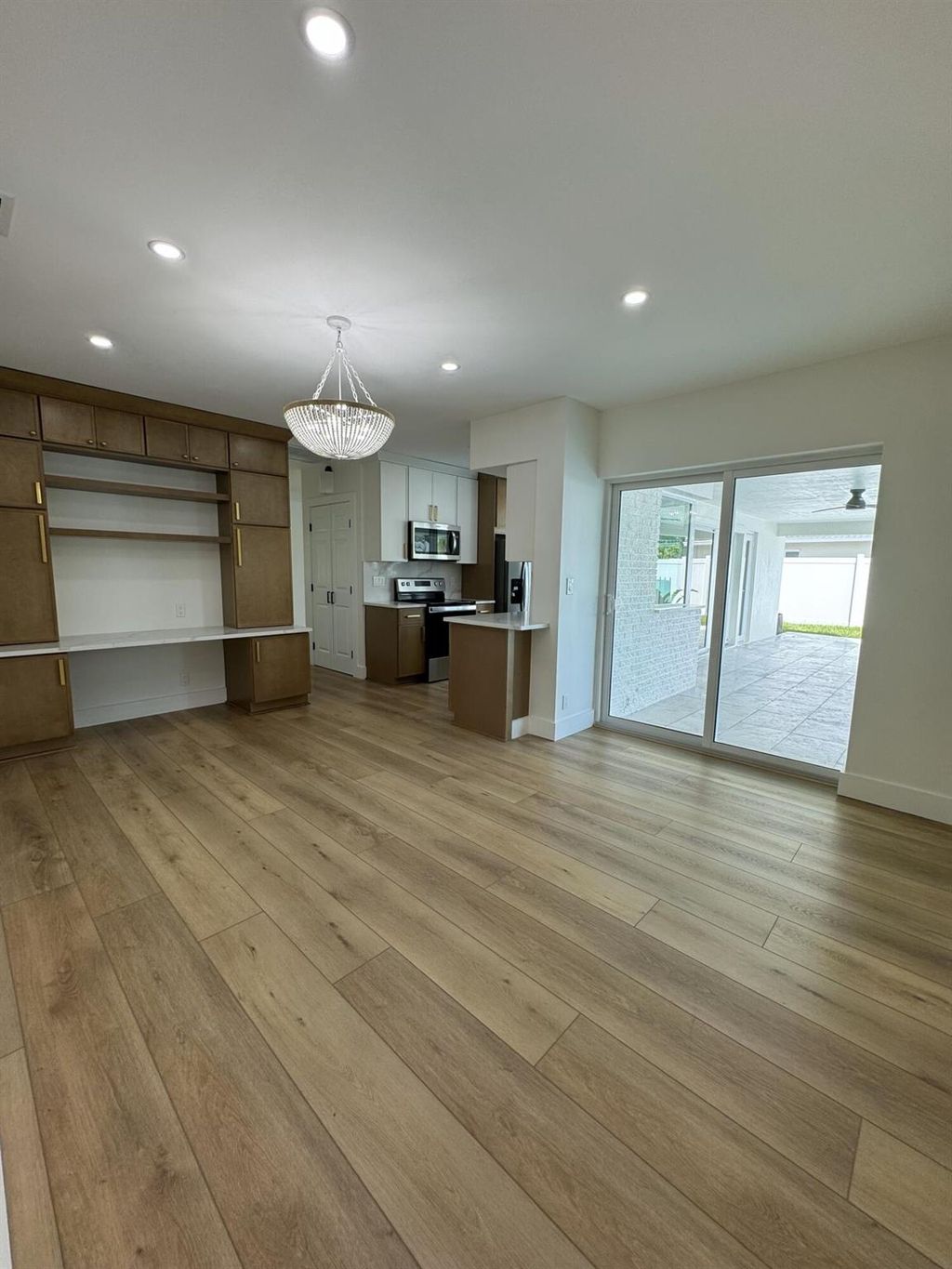 Photo of 928 SW 3rd Street, Boca Raton, FL 33486 (MLS # R11029035)