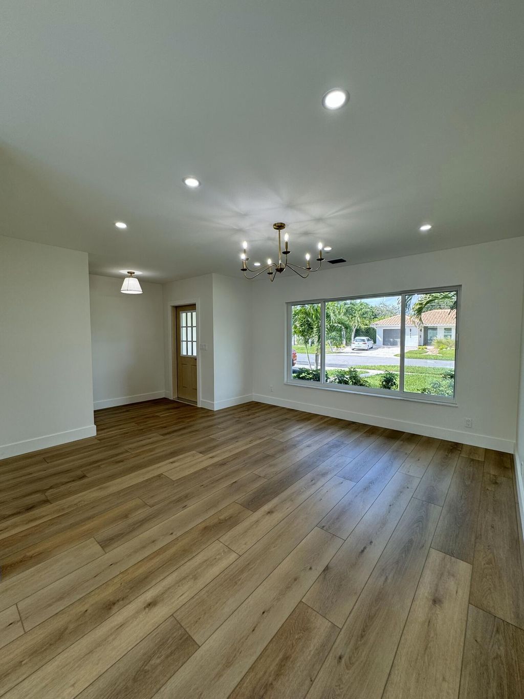 Photo of 928 SW 3rd Street, Boca Raton, FL 33486 (MLS # R11029035)