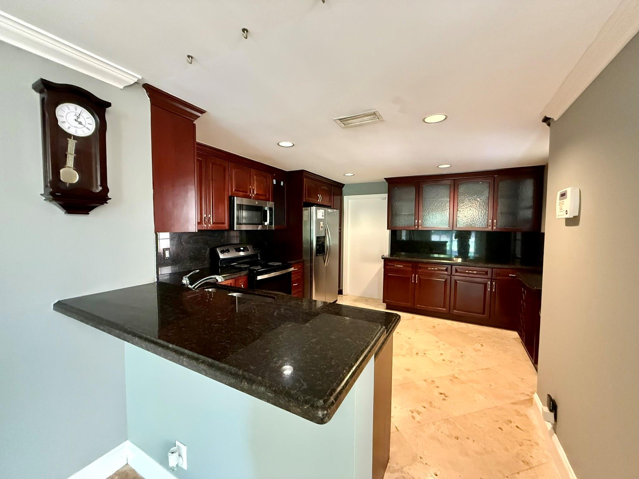 San Sebastian - Residential Lease