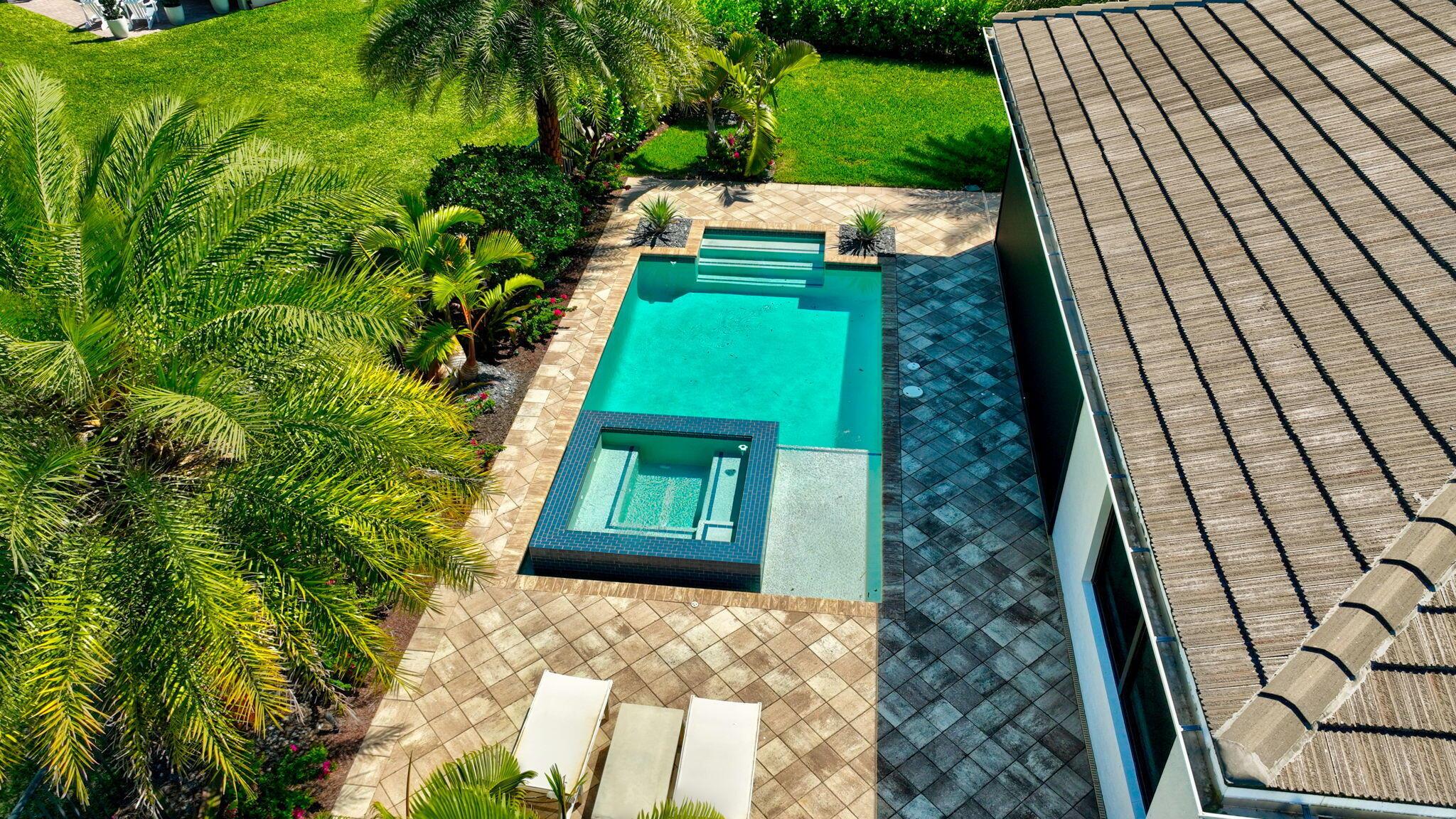 CRESSWIND PALM BEACH - Residential