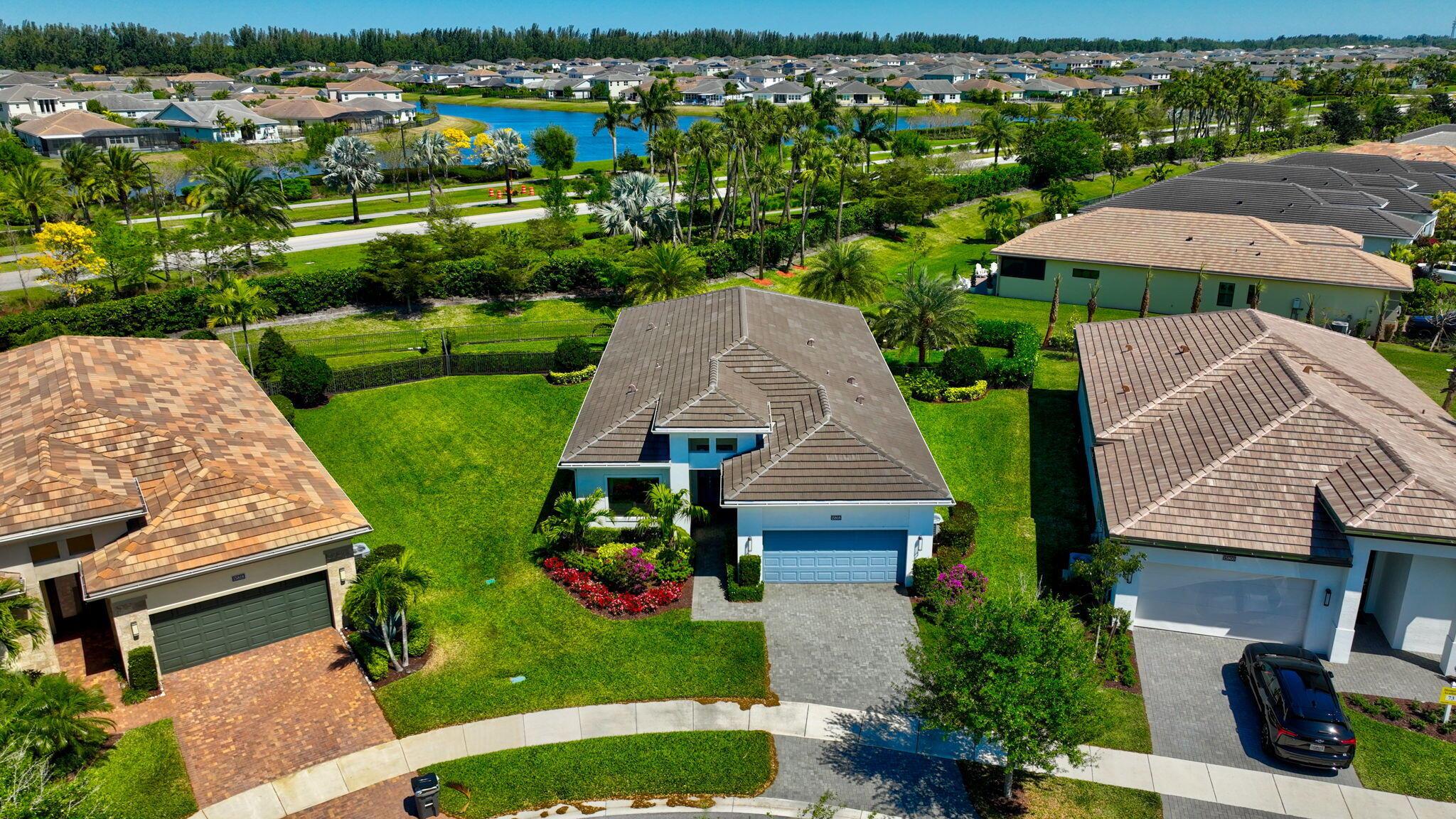 15808 Amelia Terrace