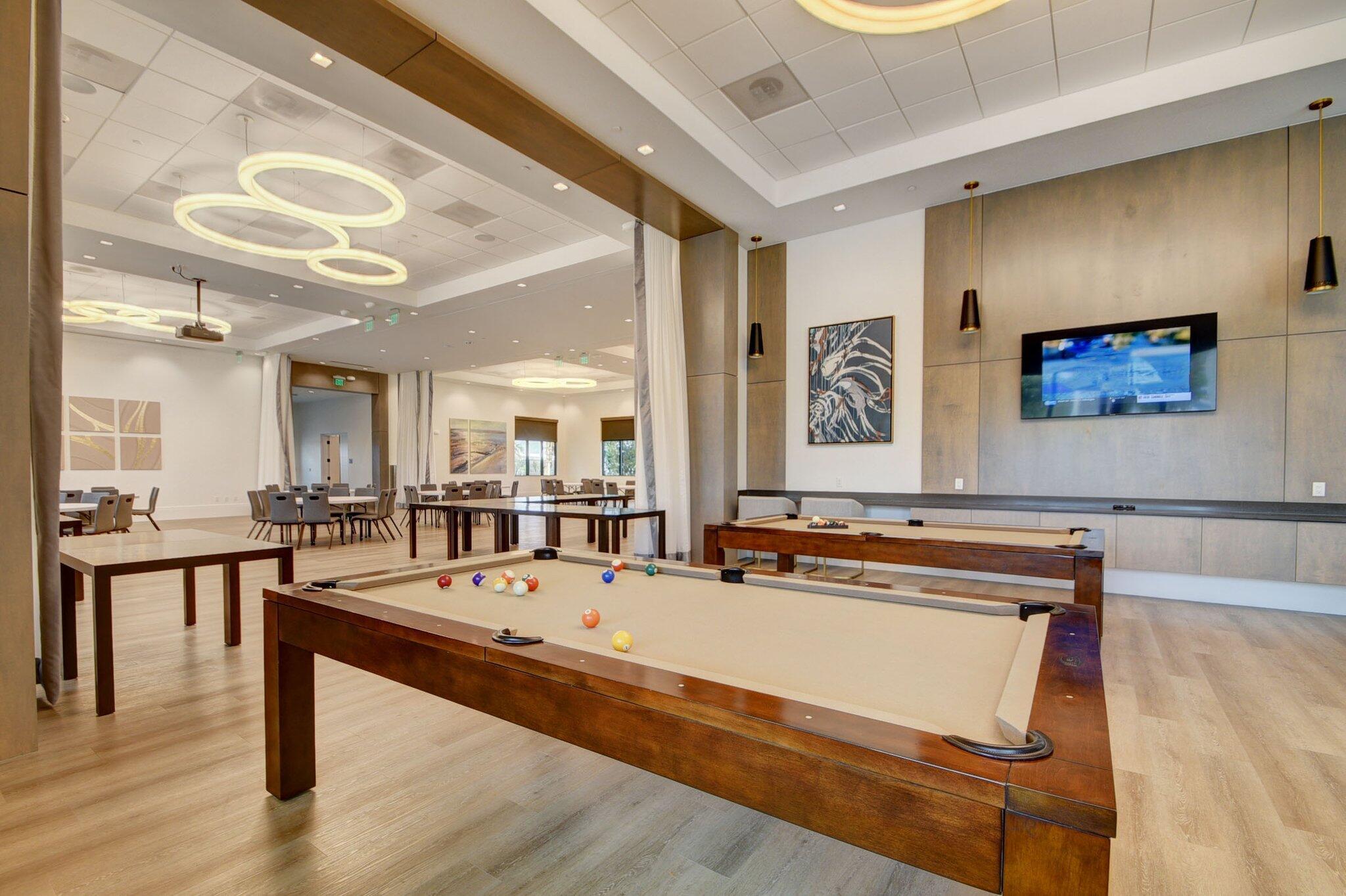 CRESSWIND PALM BEACH - Residential