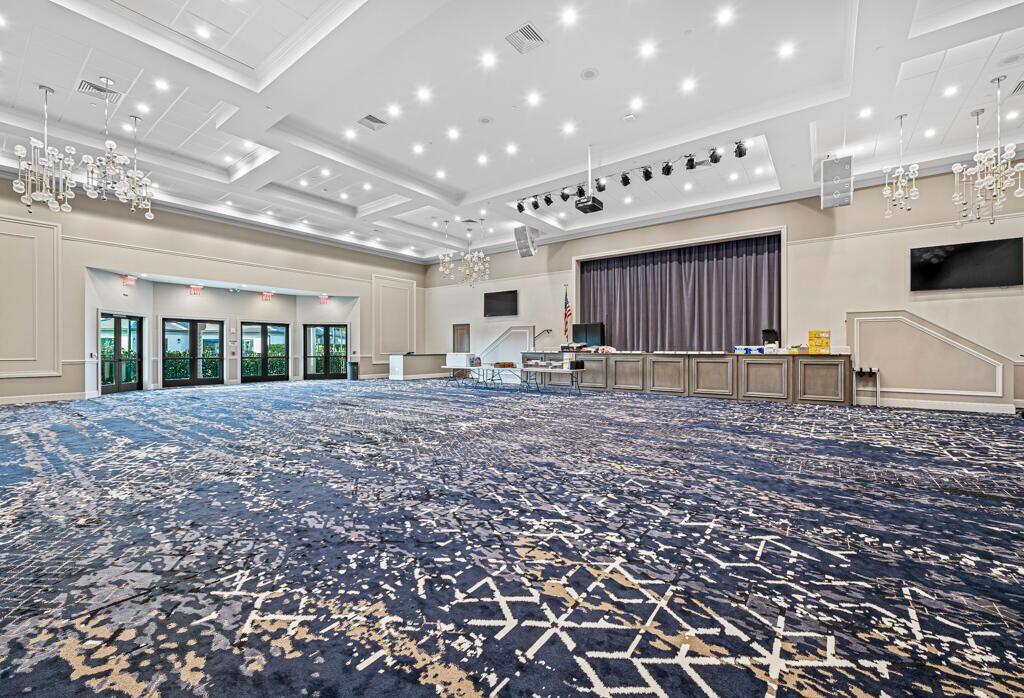 VENETIAN ISLES - Residential