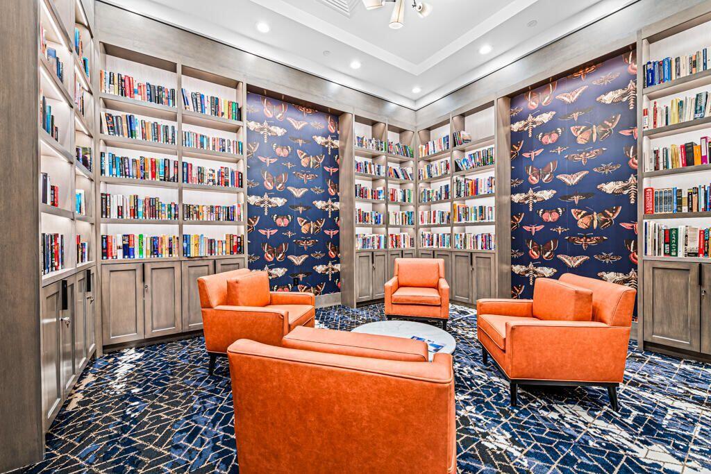 VENETIAN ISLES - Residential