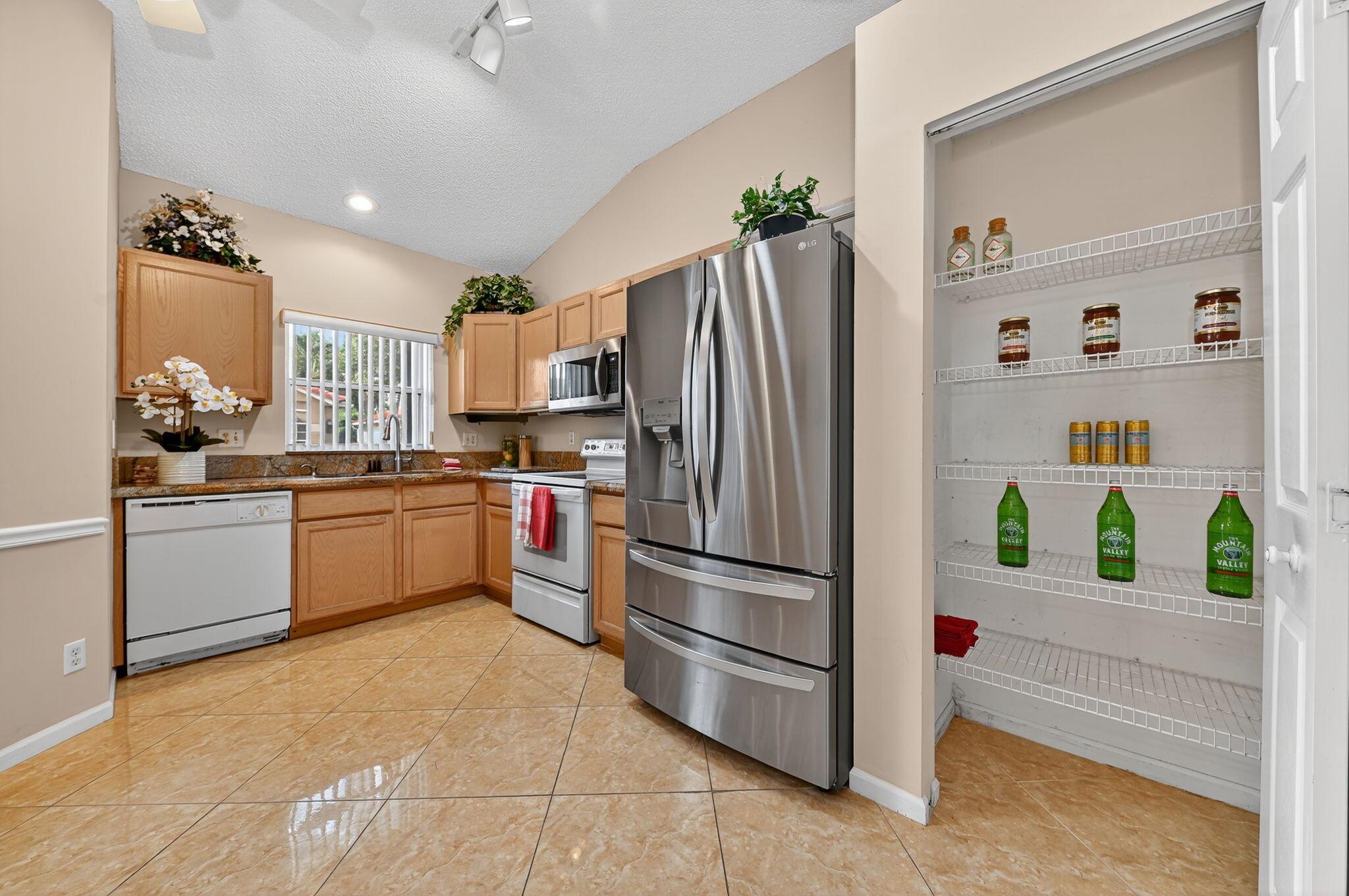 Quail Run Villas - Residential