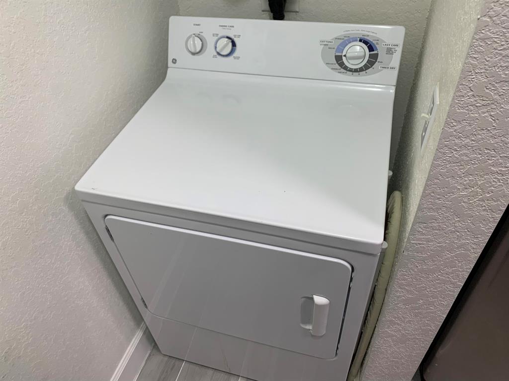 San Raphael condo - Residential Lease