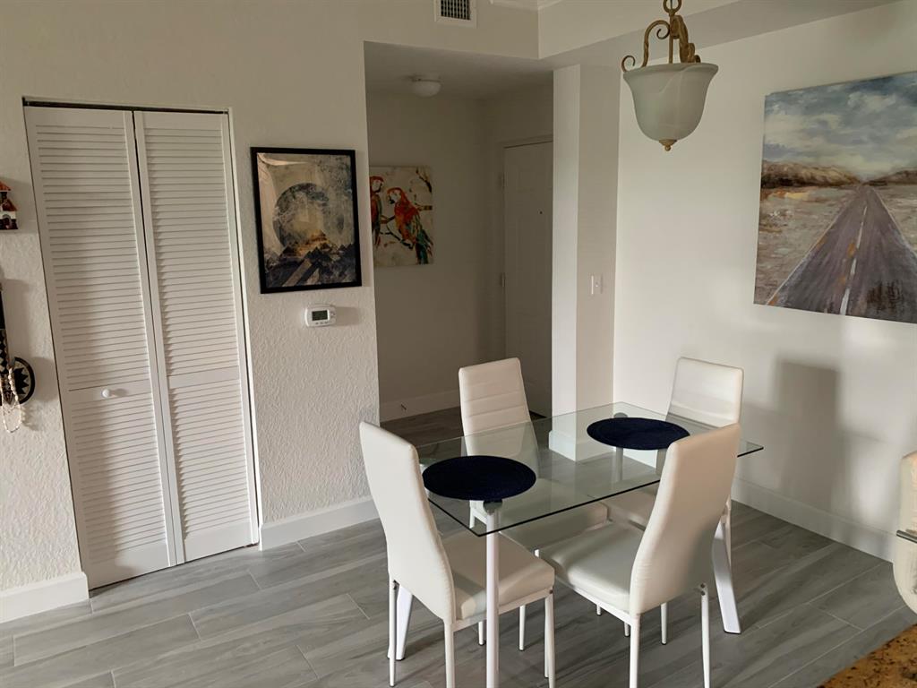 San Raphael condo - Residential Lease