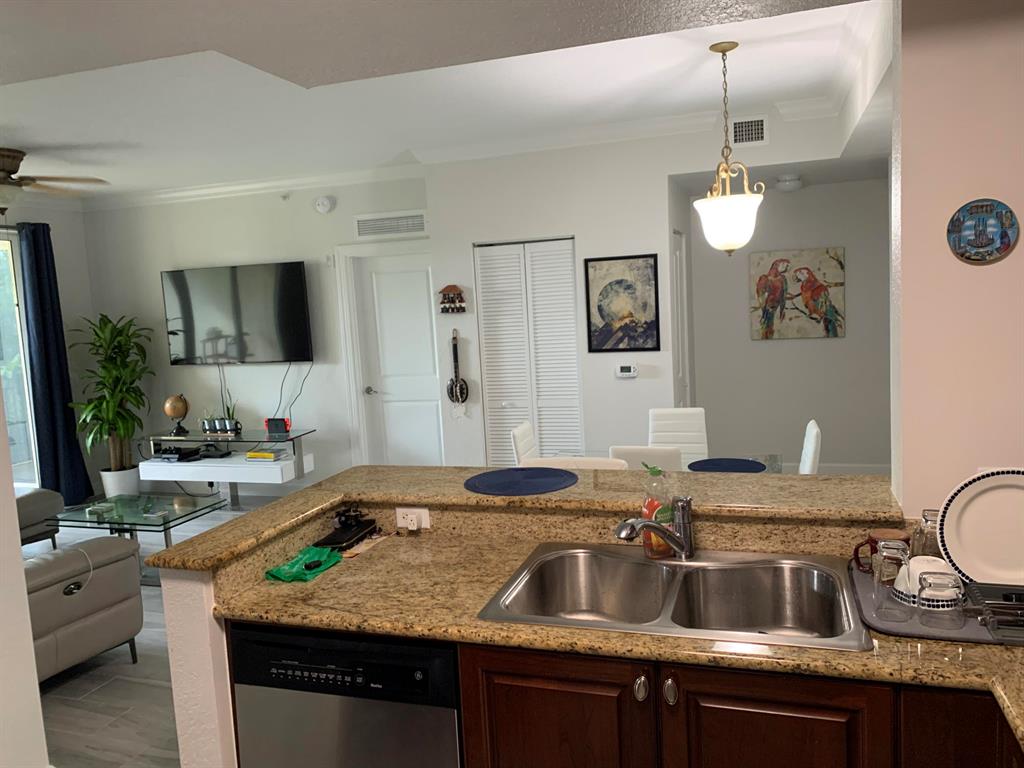 San Raphael condo - Residential Lease