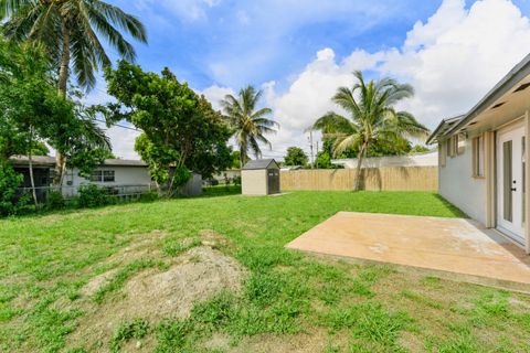 Tiny photo for 6501 SW 15th Court, North Lauderdale, FL 33068 (MLS # B26047432)