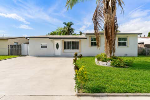 Tiny photo for 6501 SW 15th Court, North Lauderdale, FL 33068 (MLS # B26047432)