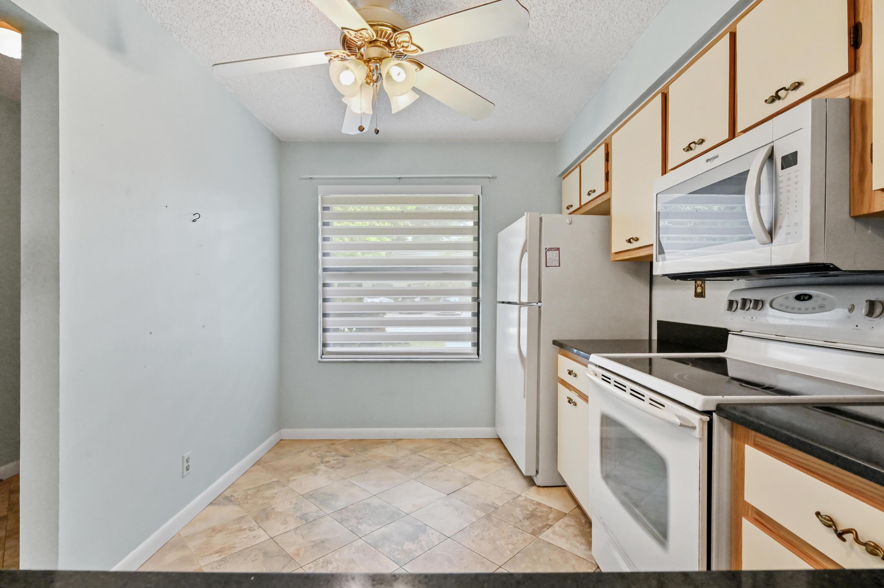 SABAL RIDGE - Residential