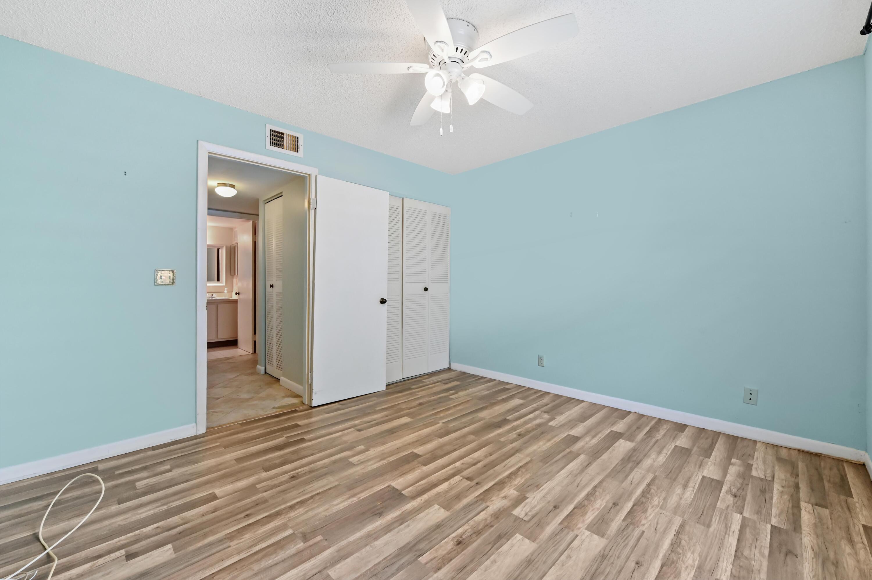 SABAL RIDGE - Residential