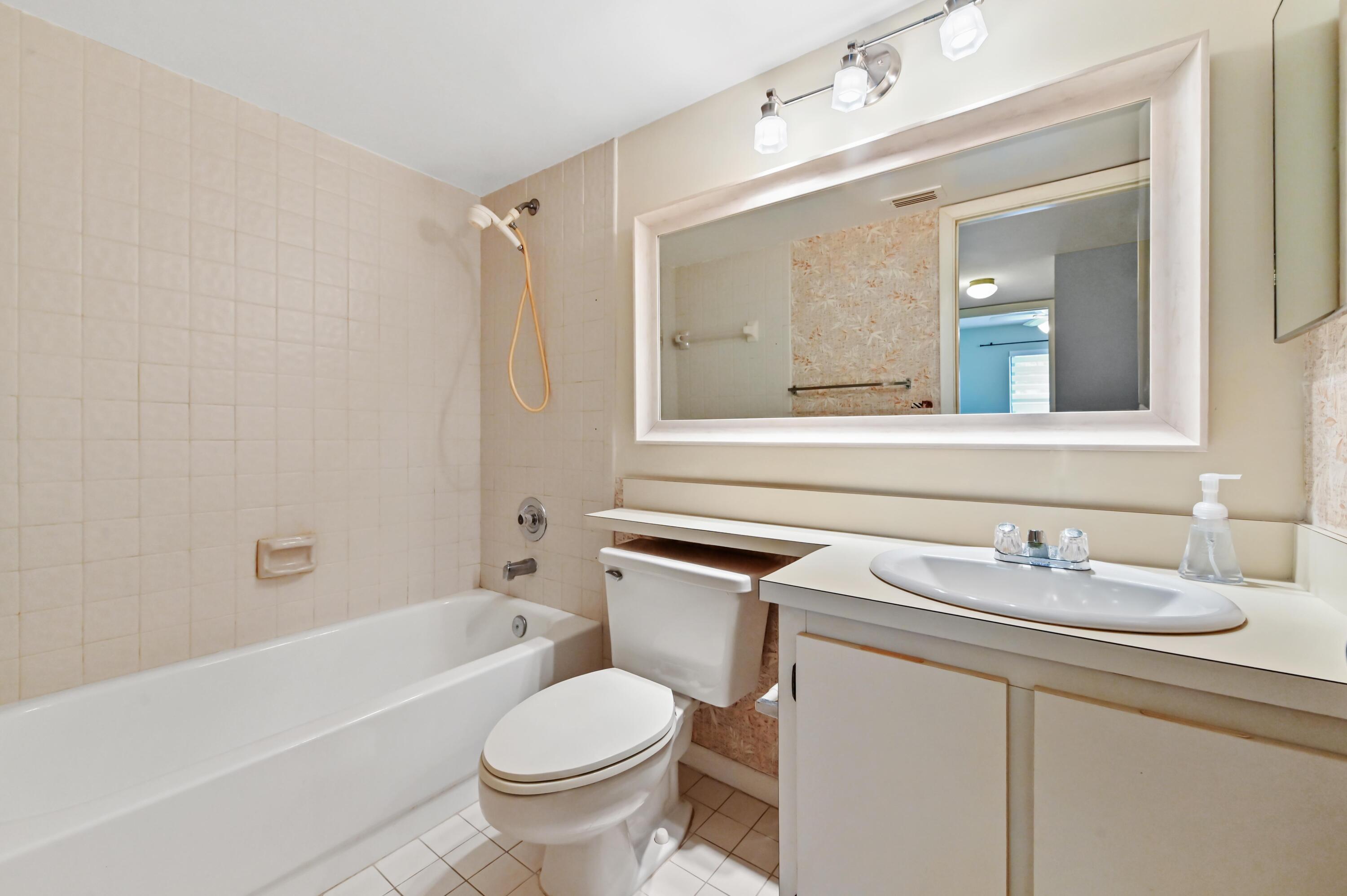 SABAL RIDGE - Residential