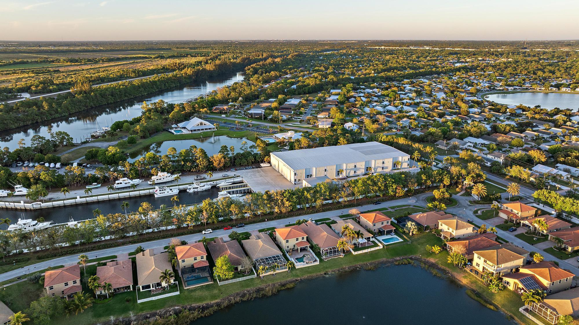 RIVER MARINA - Residential