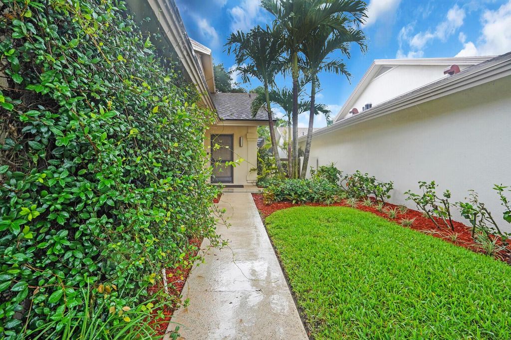 Photo of 112 Inner Harbour Way, Jupiter, FL 33477 (MLS # R11096884)