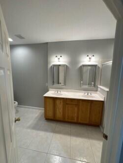 CASTLE PINES CONDOMINIUM - Residential Lease