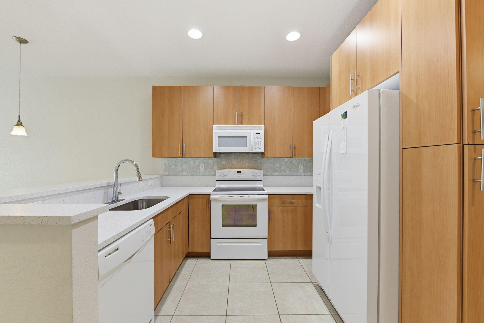 OAKLAND LAKES - Residential